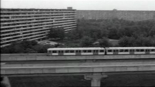 1980 over de oplevering van de metrolijn naar de Bijlmer