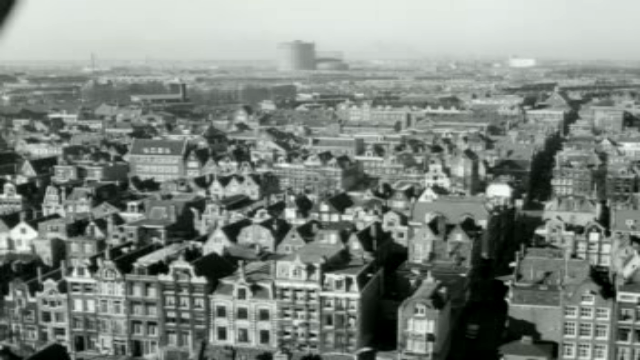 1962 Over nog 2500 krotwoningen in A'dam en nieuwbouw in de Bijlmermeerpolder