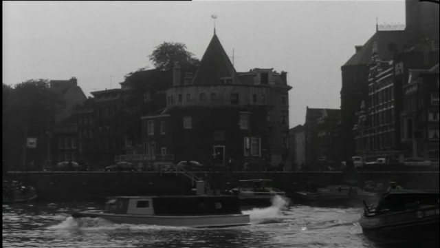 Nieuw havengebouw in Amsterdam (1960)