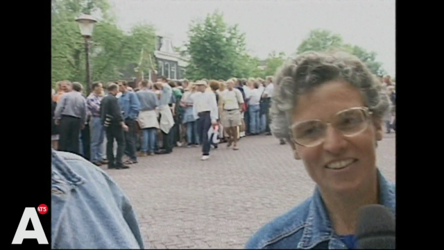 Terugblik op 25 jaar Pride: Religieuze queers, bedreigingen en lesbisch uitgaan