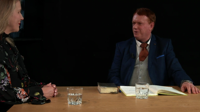 Patricia Mensink in gesprek met Willibrodus Van Der Weide
