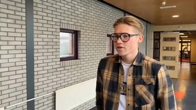 Repo Uiten met kleding 1