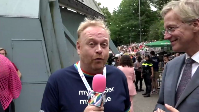 Minister Robbert Dijkgraaf op bezoek bij Pride Park