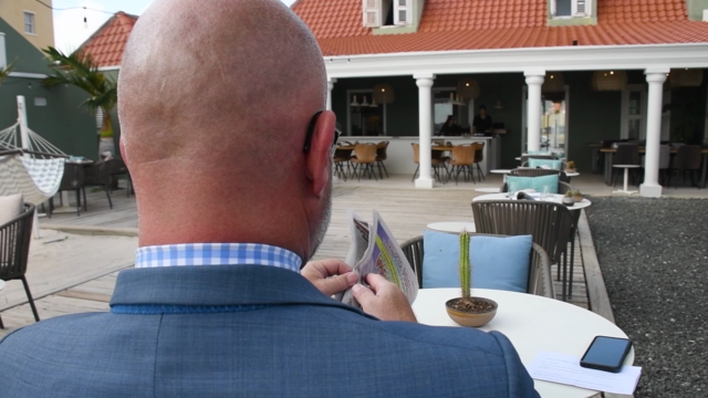 Promo- Elke werkdag op SALTO het belangrijkste nieuws vanuit Curaçao en de rest van het Caribisch deel van het Koninkrijk.